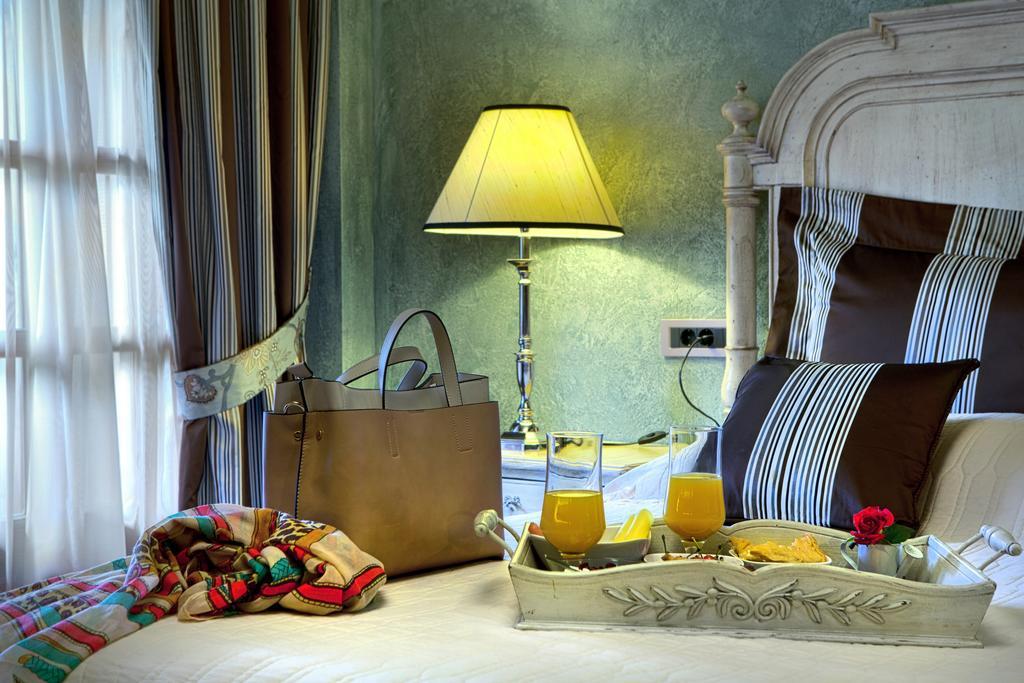 Aroma Dryos Spa & Eco Hotel 멧소보 객실 사진