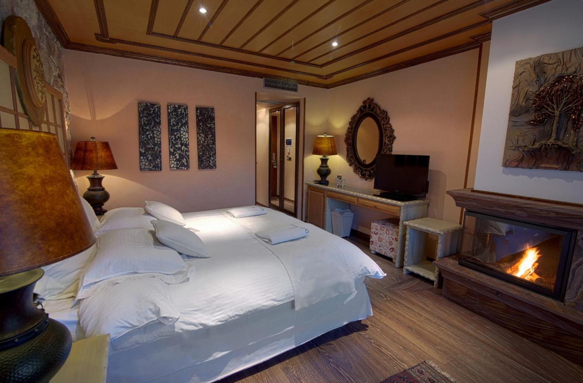 Aroma Dryos Spa & Eco Hotel 멧소보 외부 사진